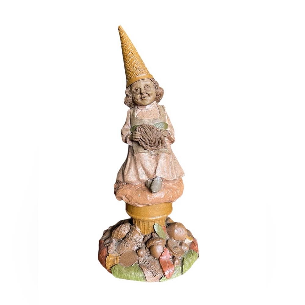 Tom Clark Gnome Peaches